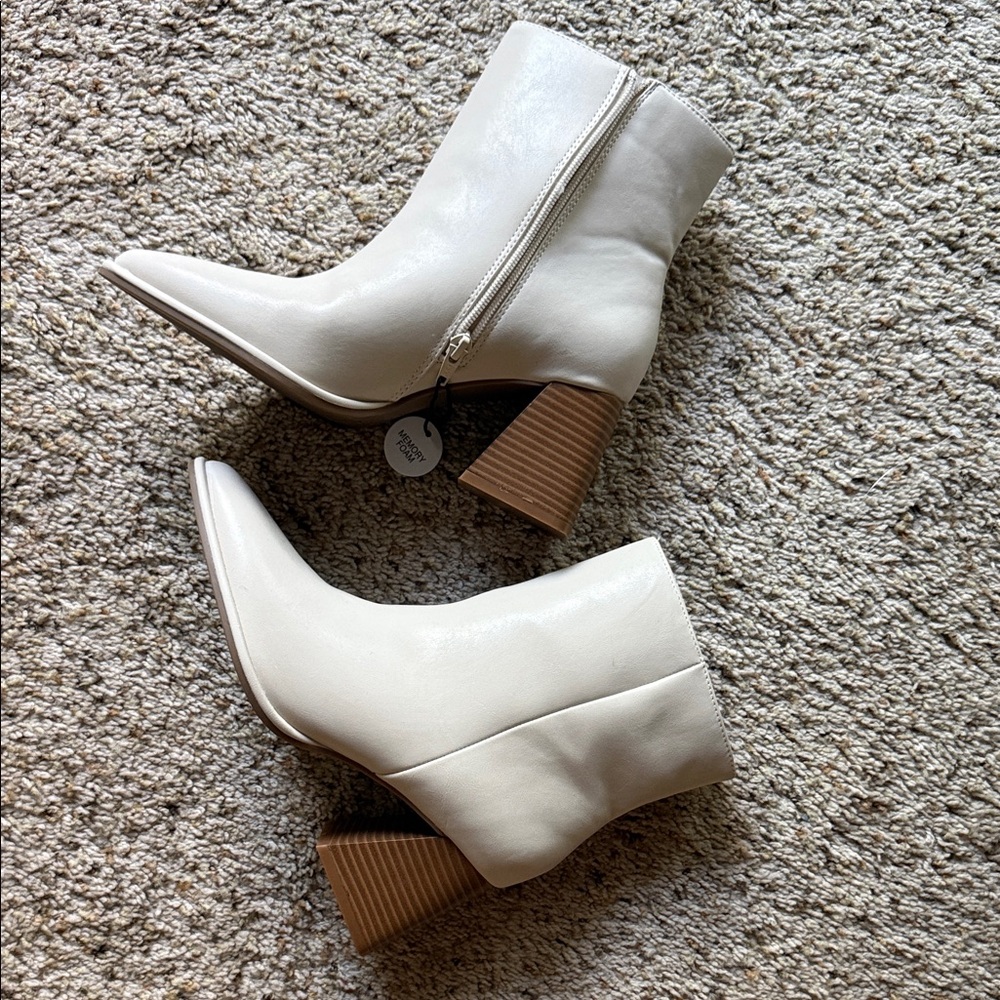 Sonoma Off-White Pointed Toe Block Heel Ankle Boots
